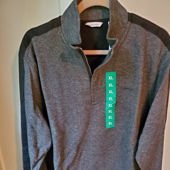 Mens Calvin Klein Gray Pull Over Sweater - Picture 1 of 2